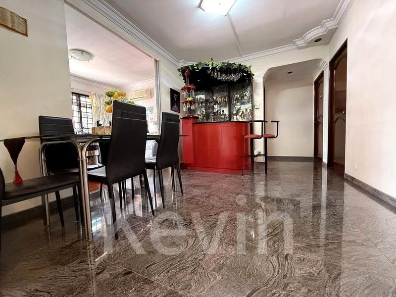 Executive HDB for Sale in  582 Pasir Ris Street 53 - Image 8