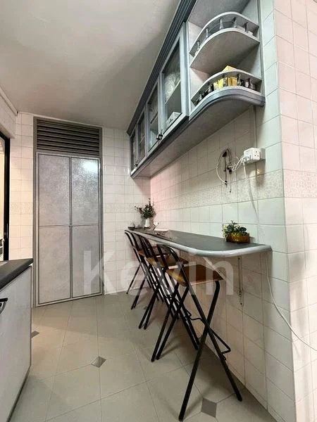 Executive HDB for Sale in  582 Pasir Ris Street 53 - Image 5