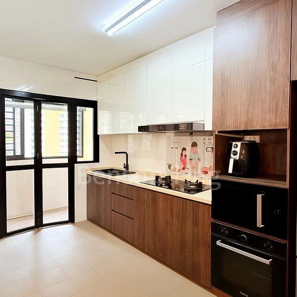 5 Room (5A) HDB for Sale in  464A Bukit Batok West Avenue 8 - Image 6