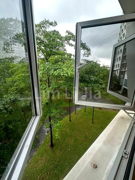 Room (HDB) for Rent in  879A Tampines Avenue 8 - Image 4