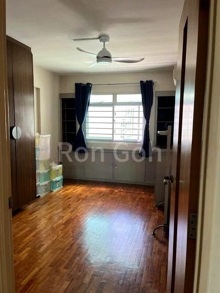 5 Room (5I) HDB for Rent in  110B Punggol Field - Image 8