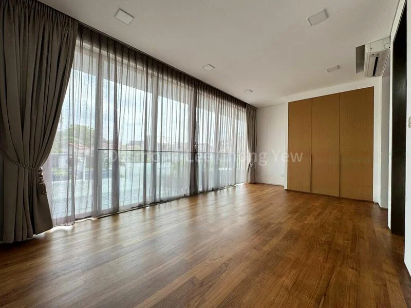 4 Bed Terraced House (Landed) for Rent in  Huit - Image 14