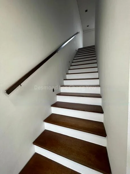 4 Bed Terraced House (Landed) for Rent in  Huit - Image 10