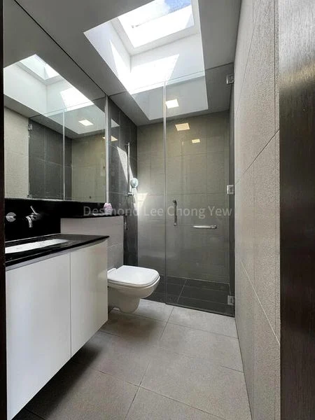 4 Bed Terraced House (Landed) for Rent in  Huit - Image 15