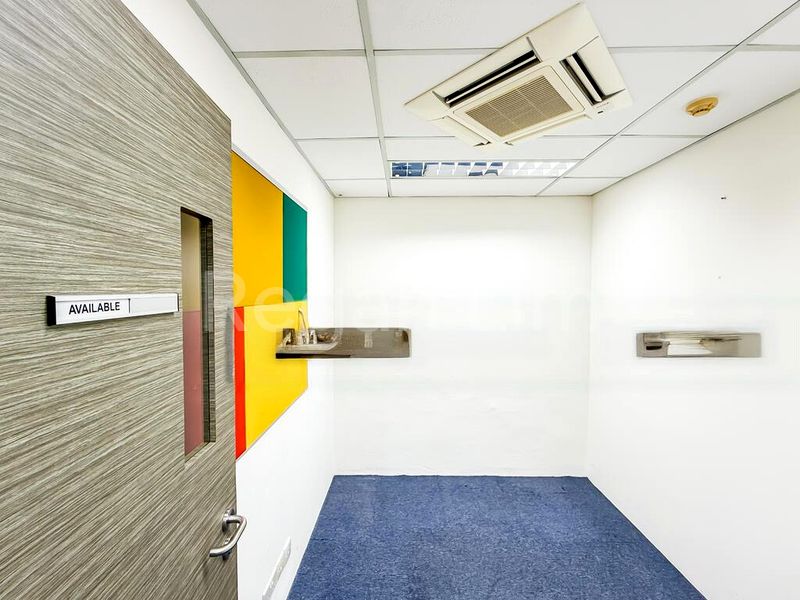 Light Industrial (B1) for Rent: Lhk3 Building - Image 10