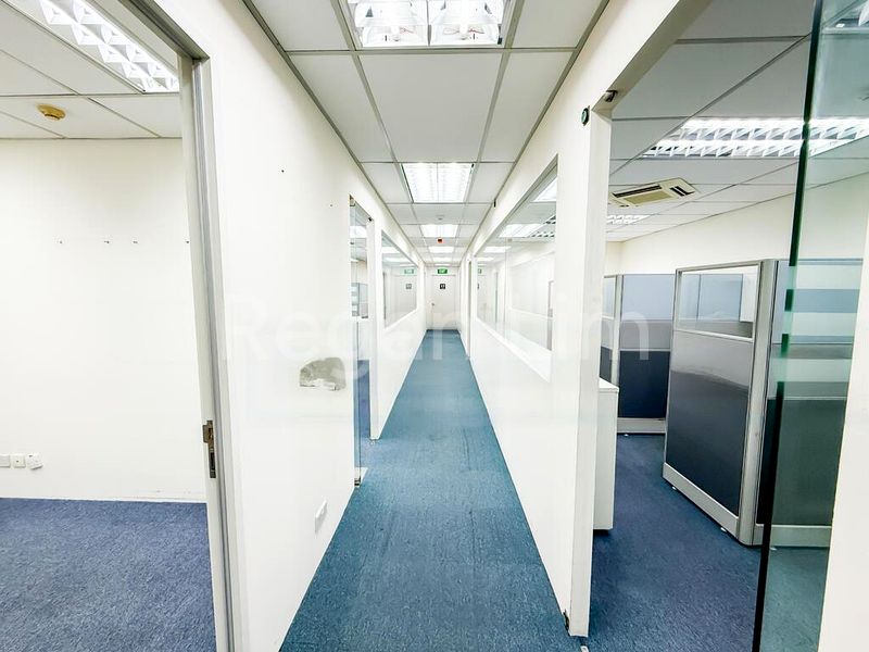 Light Industrial (B1) for Rent: Lhk3 Building - Image 1