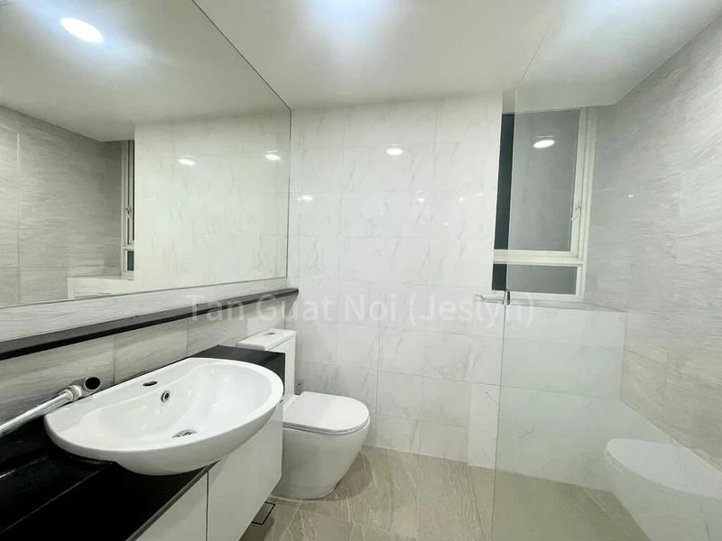 3 Bed Condo for Rent in Ris Grandeur - Image 4