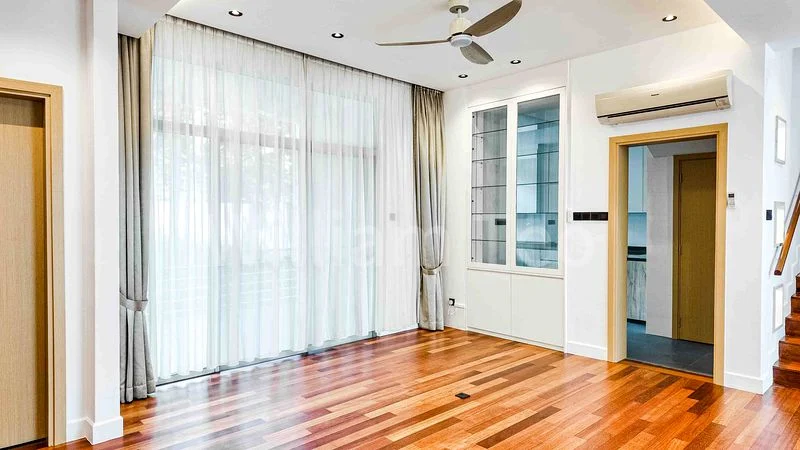 4 Bed Apartment (Condo) for Rent in  Nassimville - Image 4