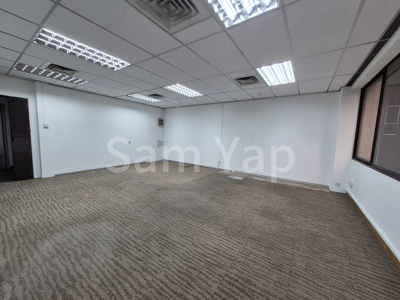 Office for Rent in Tong Eng Building - Image 4