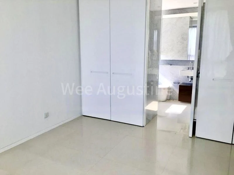 3 Bed Apartment (Condo) for Sale in  Scotts Square - Image 4