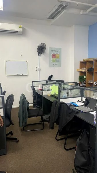 Light Industrial (B1) for Sale in  Midview City - Image 2