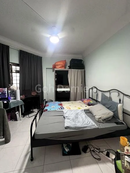 4 Room (4A) HDB for Sale in  735 Jurong West Street 75 - Image 7
