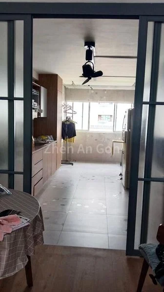 Common Room (HDB) for Rent in  587 Ang Mo Kio Avenue 3 - Image 3