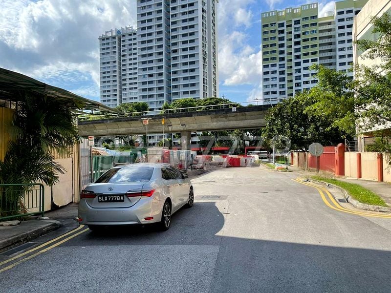 Light Industrial (B1) for Sale: Space 18 - Image 2