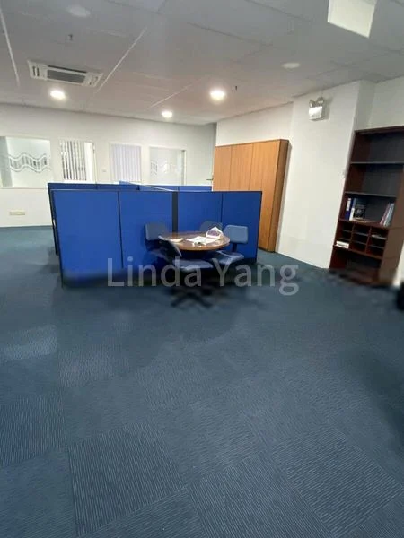 Light Industrial (B1) for Rent: Cendex Centre - Image 7