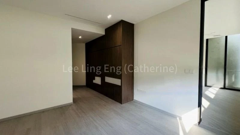 6 Bed Semi-Detached House (Landed) for Sale in  Orchid Village - Image 2