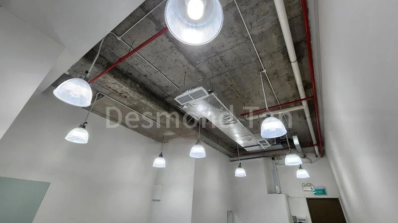 Office for Sale: Centropod - 1,200 Sq Ft Shop on Main Street - Image 10