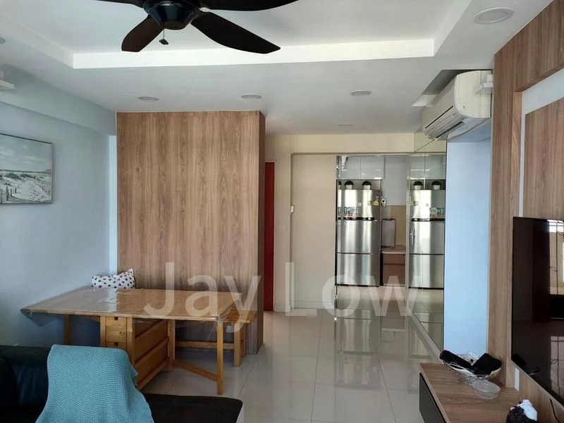 Common Room (HDB) for Rent in  890B Tampines Avenue 1 - Image 9