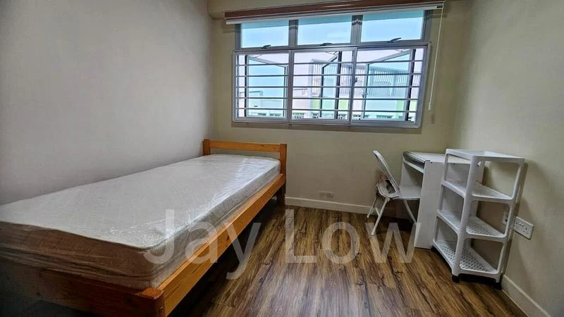 Common Room (HDB) for Rent in  890B Tampines Avenue 1 - Image 3