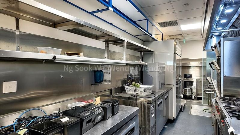 Food & Beverage for Rent: Shaw Plaza - Image 3