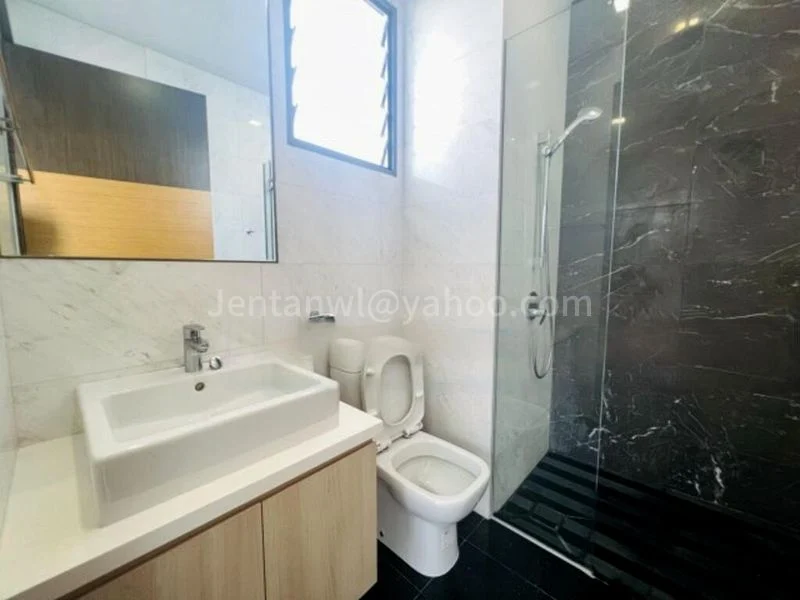 2 Bed Condo for Sale in  Harbour Suites - Image 16