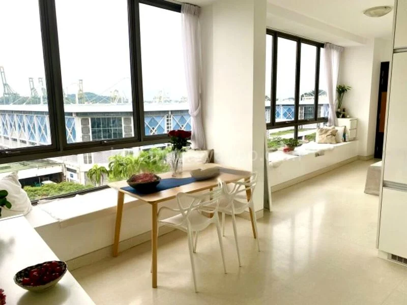 2 Bed Condo for Sale in  Harbour Suites - Image 3