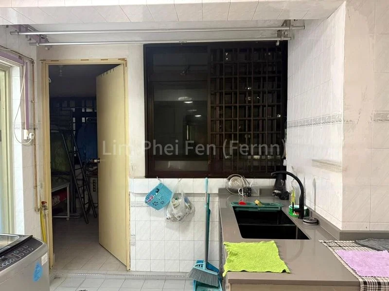 3 Room (3I) HDB for Sale in  126 Lorong 1 Toa Payoh - Image 12