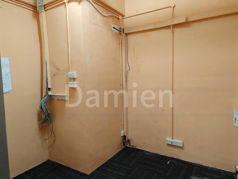 Light Industrial (B1) for Rent: Chuan Building - Image 7
