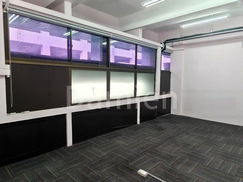 Light Industrial (B1) for Rent: Chuan Building - Image 6