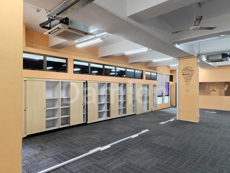 Light Industrial (B1) for Rent: Chuan Building - Image 10