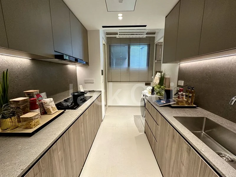 4 Bed Condo for Sale in ELTA - Image 9