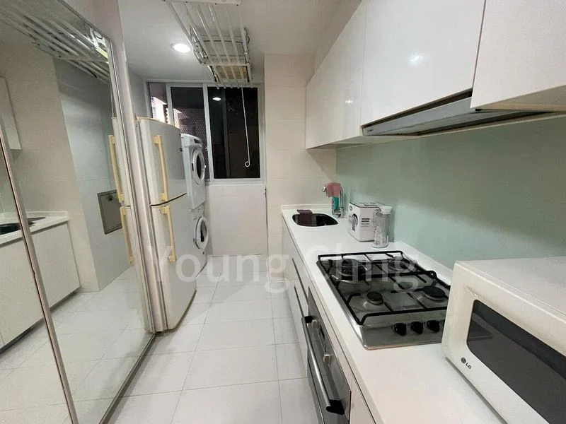 Master Room (Condo) for Rent in  The Regency At Tiong Bahru - Image 5