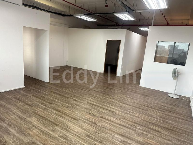 Light Industrial (B1) for Rent: One Pemimpin - Image 2