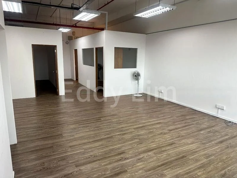 Light Industrial (B1) for Rent: One Pemimpin - Image 1