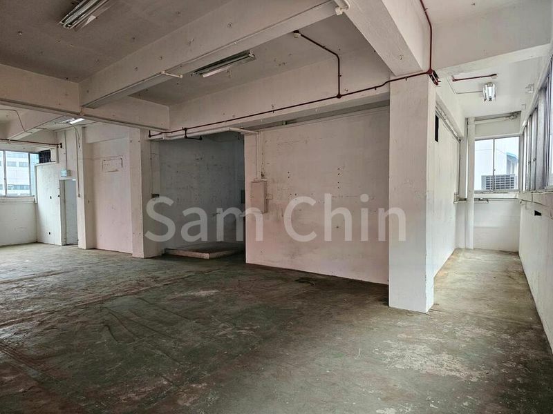 Light Industrial (B1) for Rent: Lam Thong Building - Image 7