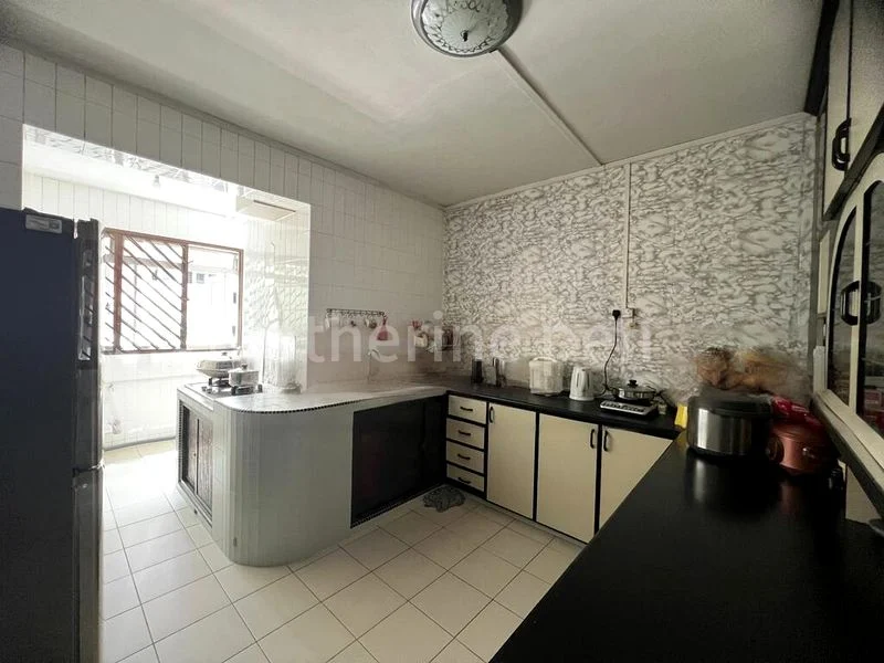 4 Room (4A) HDB for Rent in  424 Hougang Avenue 6 - Image 4