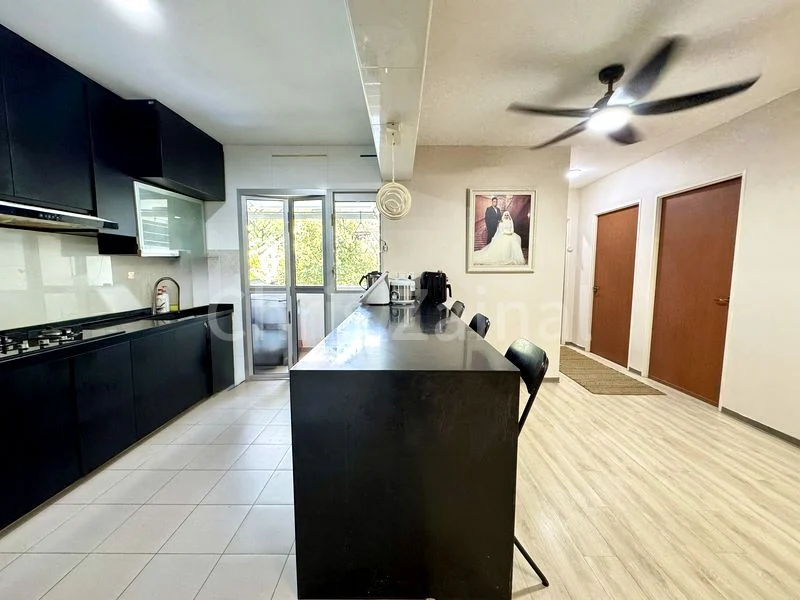 5 Room (5I) HDB for Sale in  120C Canberra Crescent - Image 3