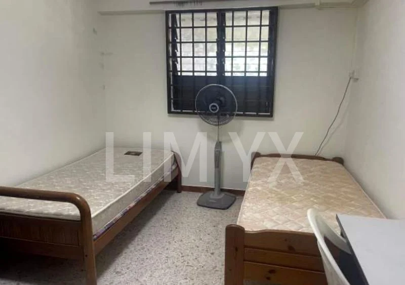 Common Room (HDB) for Rent in 502 Ang Mo Kio Avenue 5 - Image 1