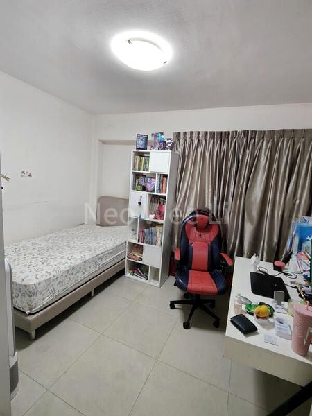 Executive HDB for Sale in  652 Senja Link - Image 6