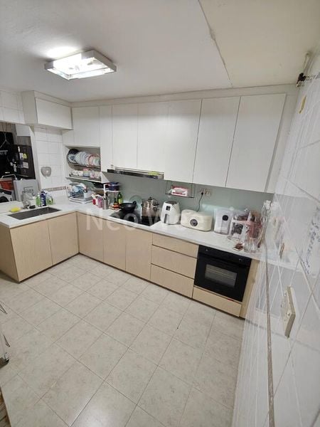 Executive HDB for Sale in  652 Senja Link - Image 3