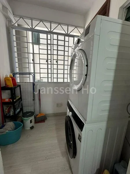 Common Room (Condo) for Rent in  Dunman Place - Image 5