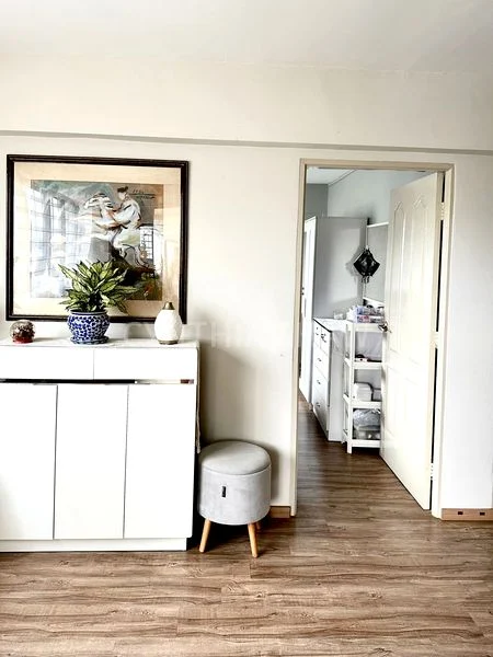 Common Room (HDB) for Rent in 404 Ang Mo Kio Avenue 10 - Image 1