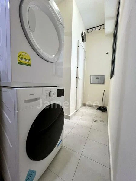 Master Room (Condo) for Rent in  The Lakeshore - Image 1