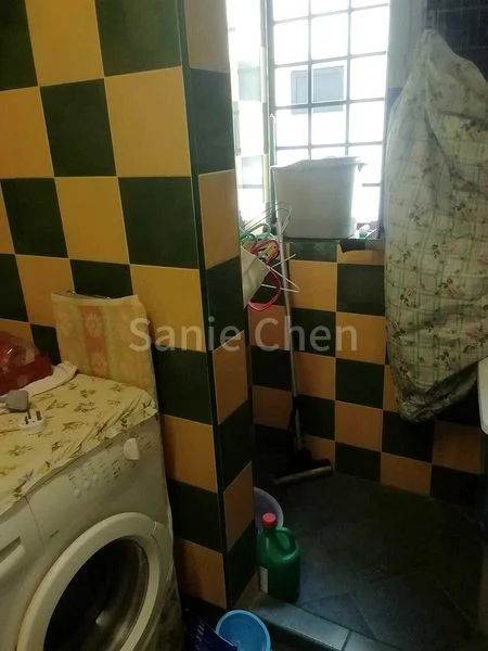 3 Bed Condo for Rent in  Flame Tree Park - Image 7