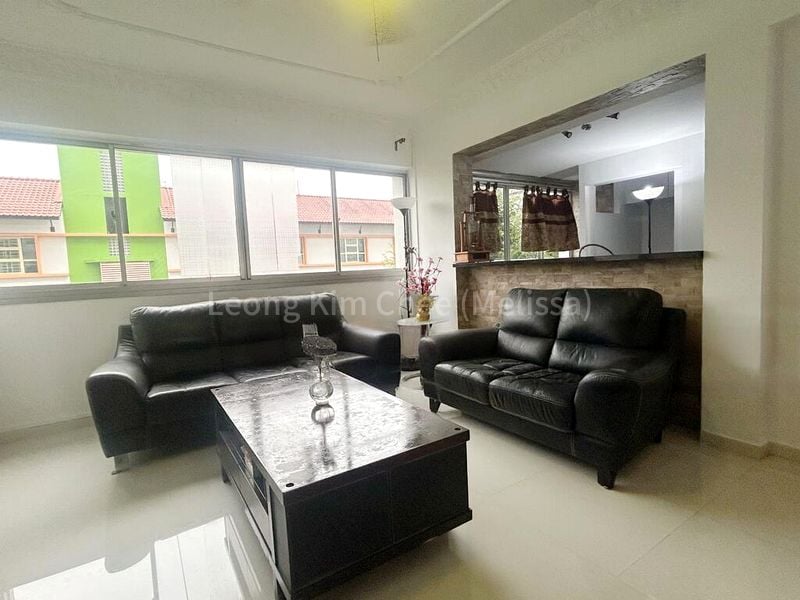 Maisonette HDB for Sale in  351 Yishun Avenue 11 - Image 13