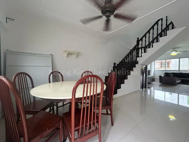 Maisonette HDB for Sale in  351 Yishun Avenue 11 - Image 11
