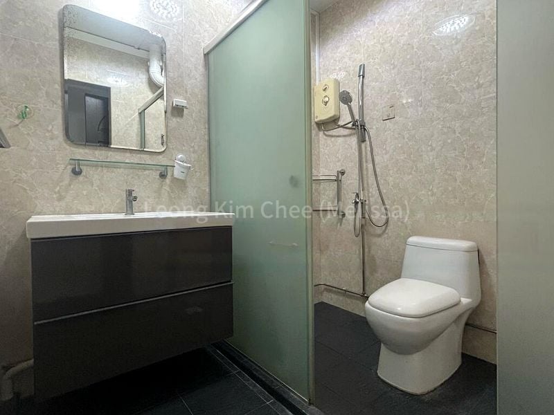 Maisonette HDB for Sale in  351 Yishun Avenue 11 - Image 3