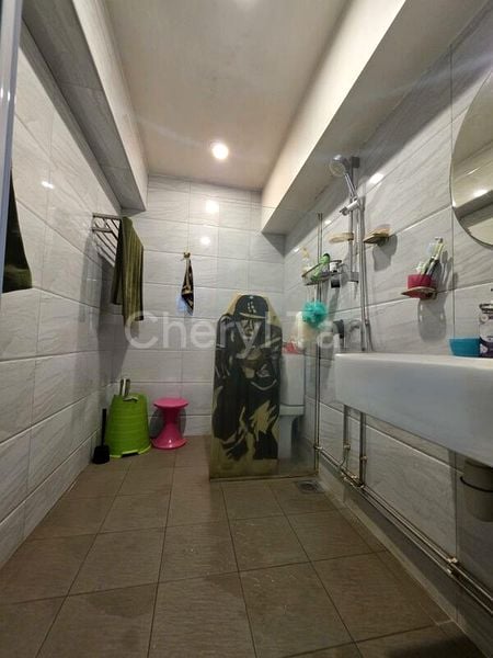 Executive HDB for Sale in 288B Bukit Batok Street 25 - Image 11