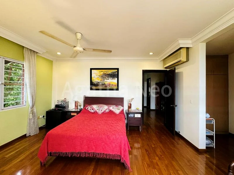 5 Bed Corner Terrace (Landed) for Sale in  Serangoon Garden Estate - Image 9