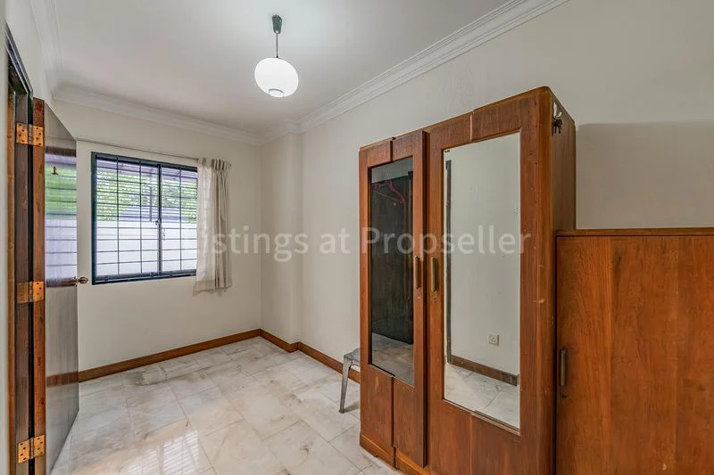 5 Bed Bungalow (Landed) for Rent in Hong Kong Park - Image 14